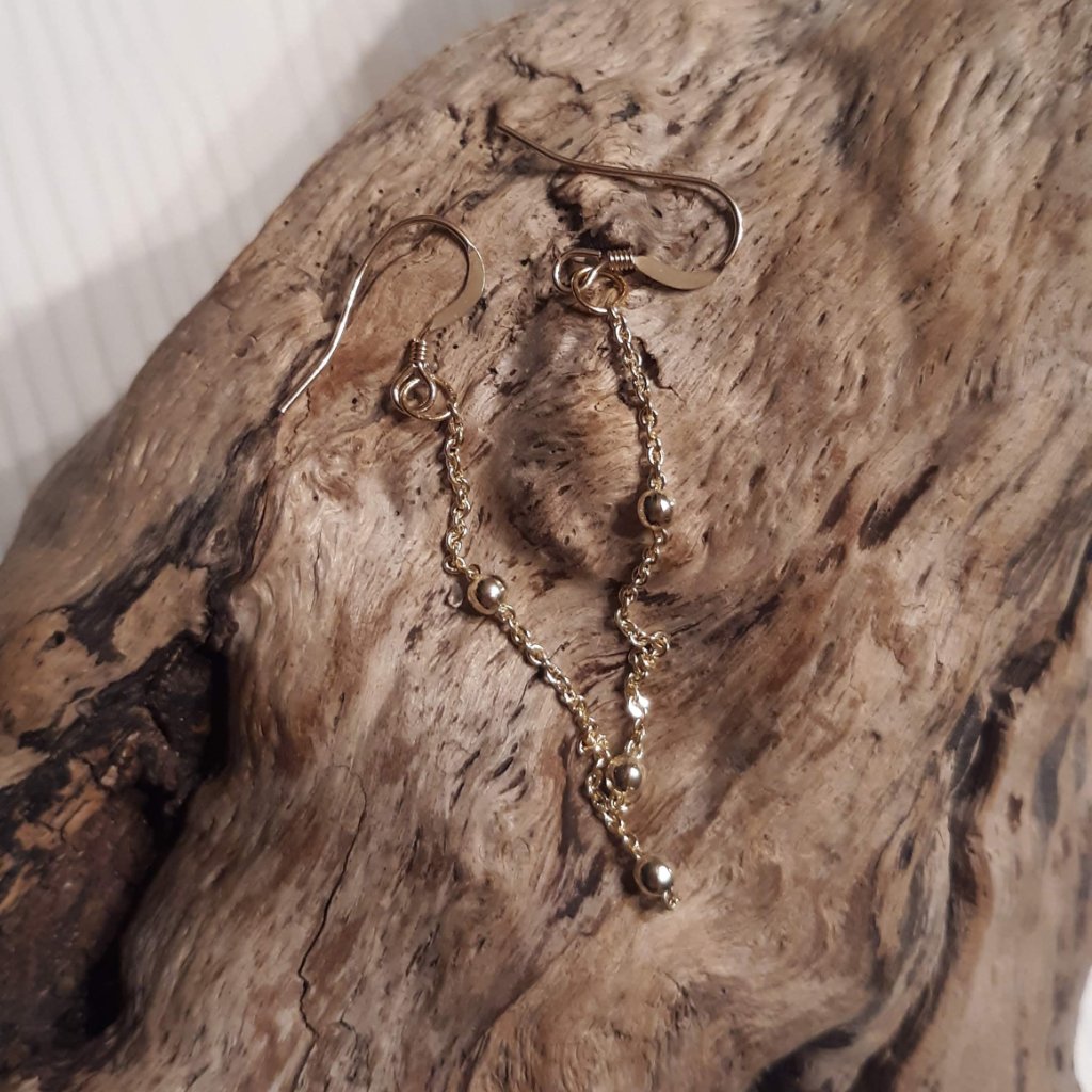 Gold Ball Chain Dangle Earrings 16$